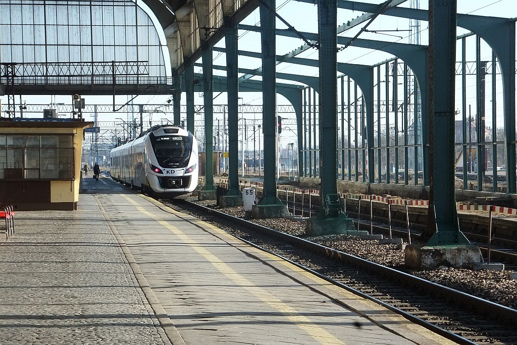 Pociąg z Legnicy do Głogowa wraca na trasę po piętnastu latach