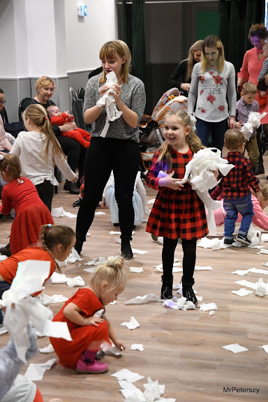 Święty Mikołaj w Spółdzielczym Domu Kultury Atrium