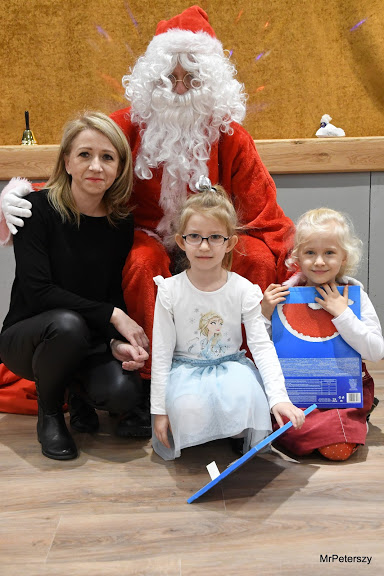 Święty Mikołaj w Spółdzielczym Domu Kultury Atrium