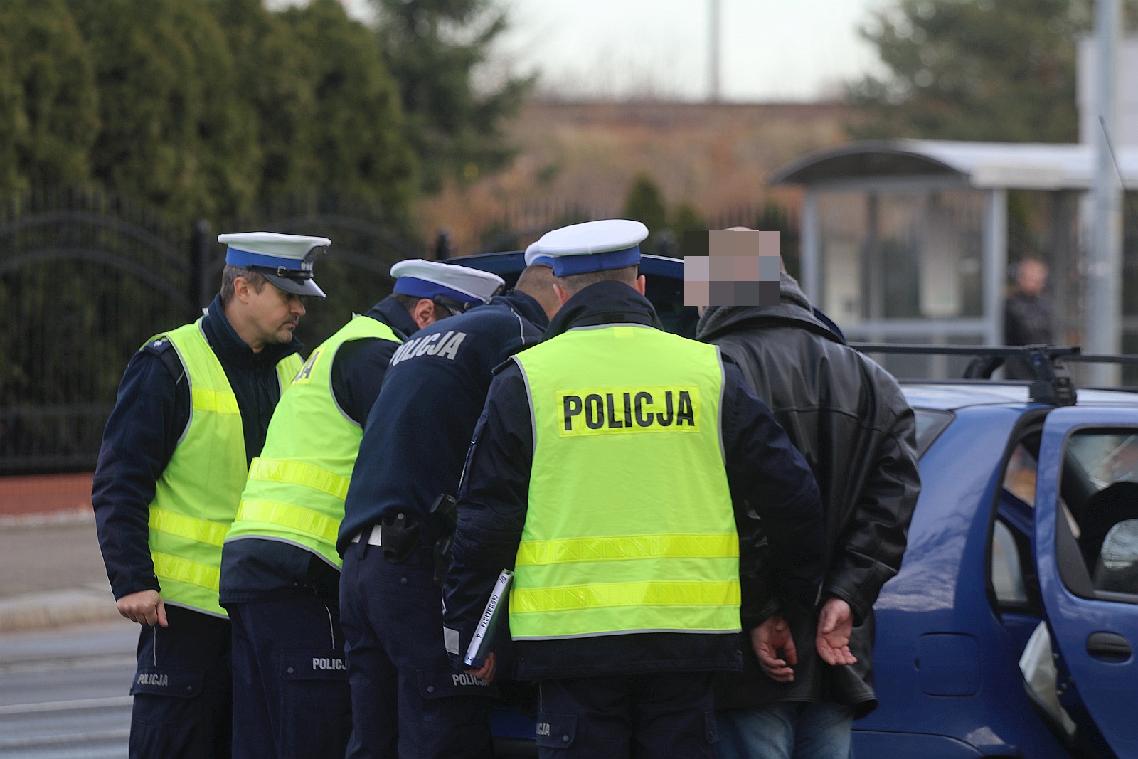 Trzy osoby ranne w wypadku na Wrocławskiej. Sprawca pijany