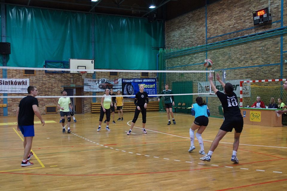 Legnicki OSiR zorganizował doroczny turniej siatkarski