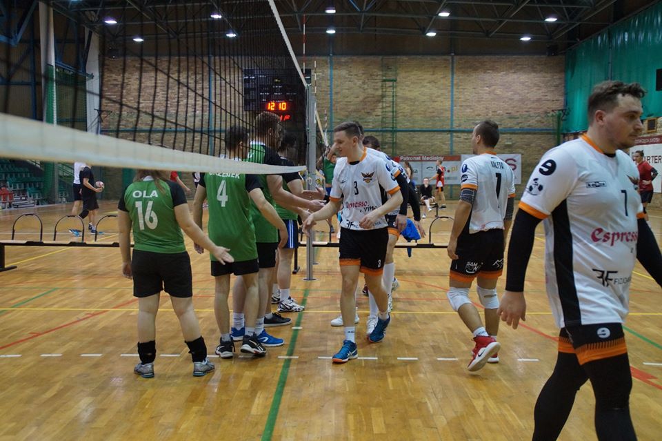 Legnicki OSiR zorganizował doroczny turniej siatkarski