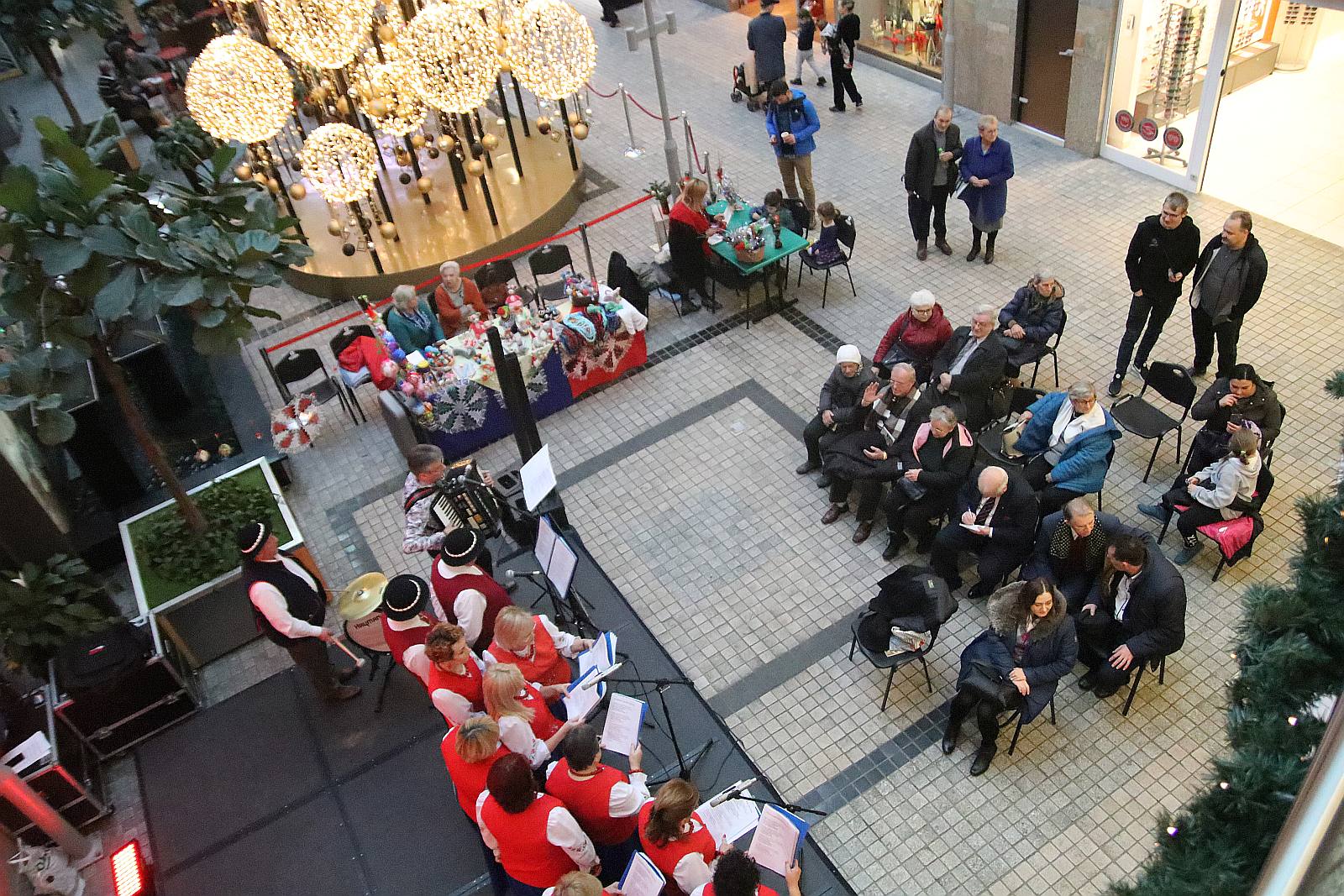 Trwa Jarmark Bożonarodzeniowy w Galerii Piastów