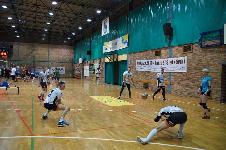 Legnicki OSiR zorganizował doroczny turniej siatkarski