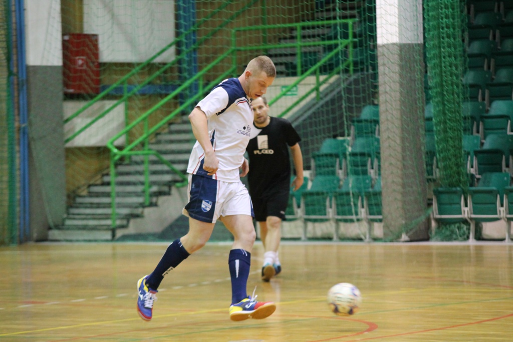 Legnicka Liga Halowa: Wielka czwórka nadal na prowadzeniu