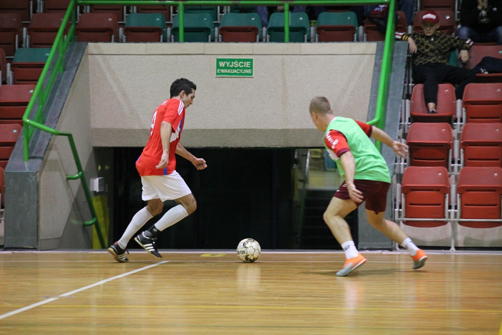 Legnicka Liga Halowa: Wielka czwórka nadal na prowadzeniu