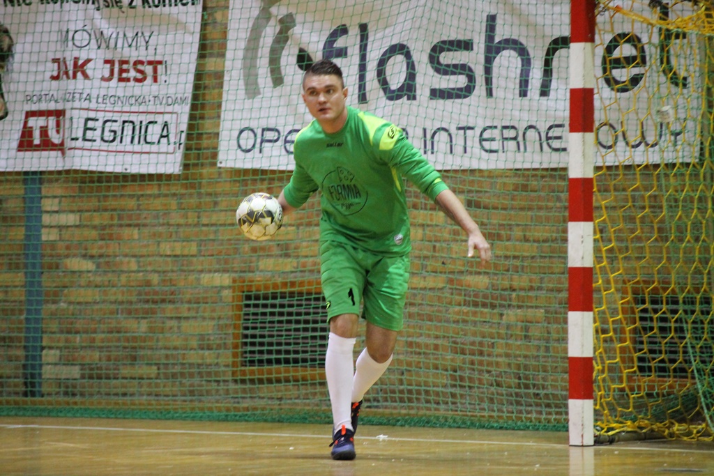 Legnicka Liga Halowa: Wielka czwórka nadal na prowadzeniu