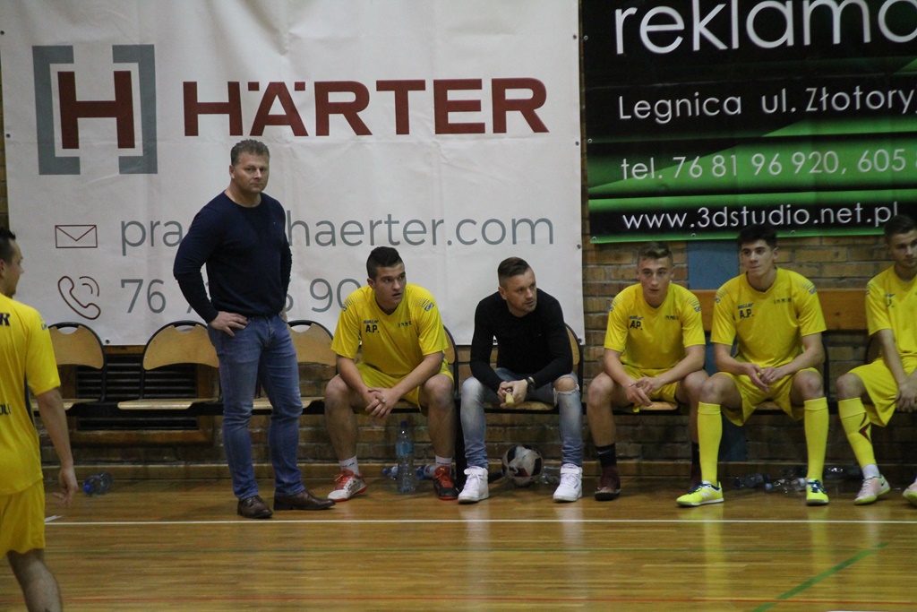 Legnicka Liga Halowa: Wielka czwórka nadal na prowadzeniu