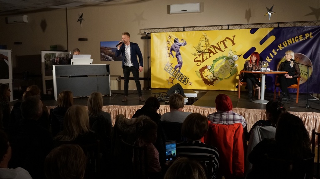 Spotkanie autorskie z Agnieszką Lingas - Łoniewską
