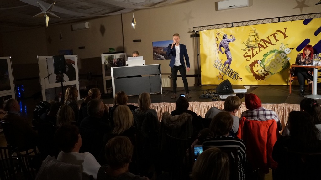 Spotkanie autorskie z Agnieszką Lingas - Łoniewską
