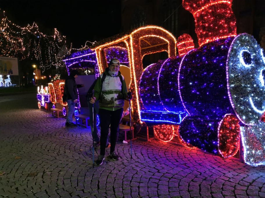 Przedświąteczny spacer Nordic Walking w bajkowej iluminacji