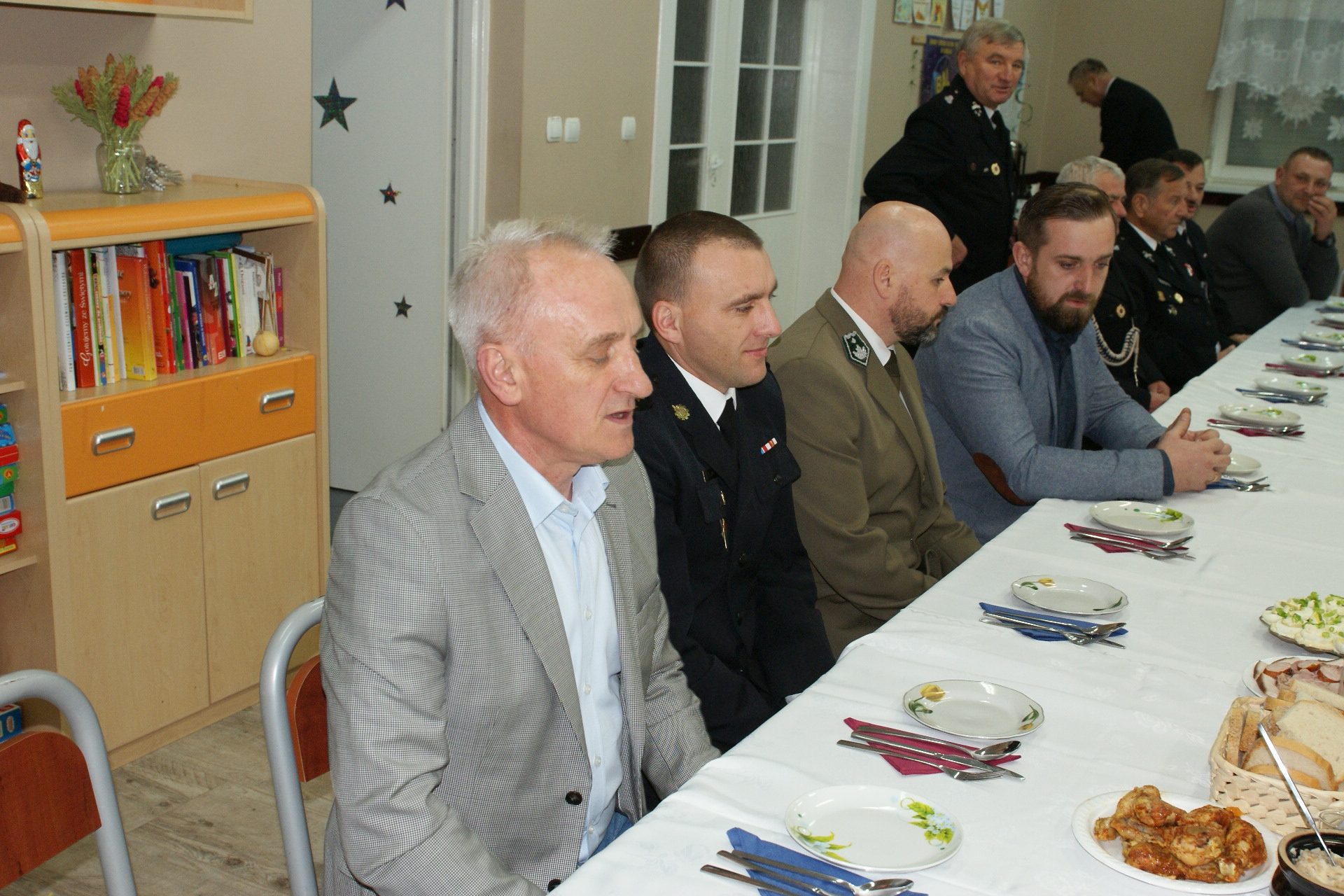 Strażacy z gminy Kunice spotkali się na tradycyjnym opłatku