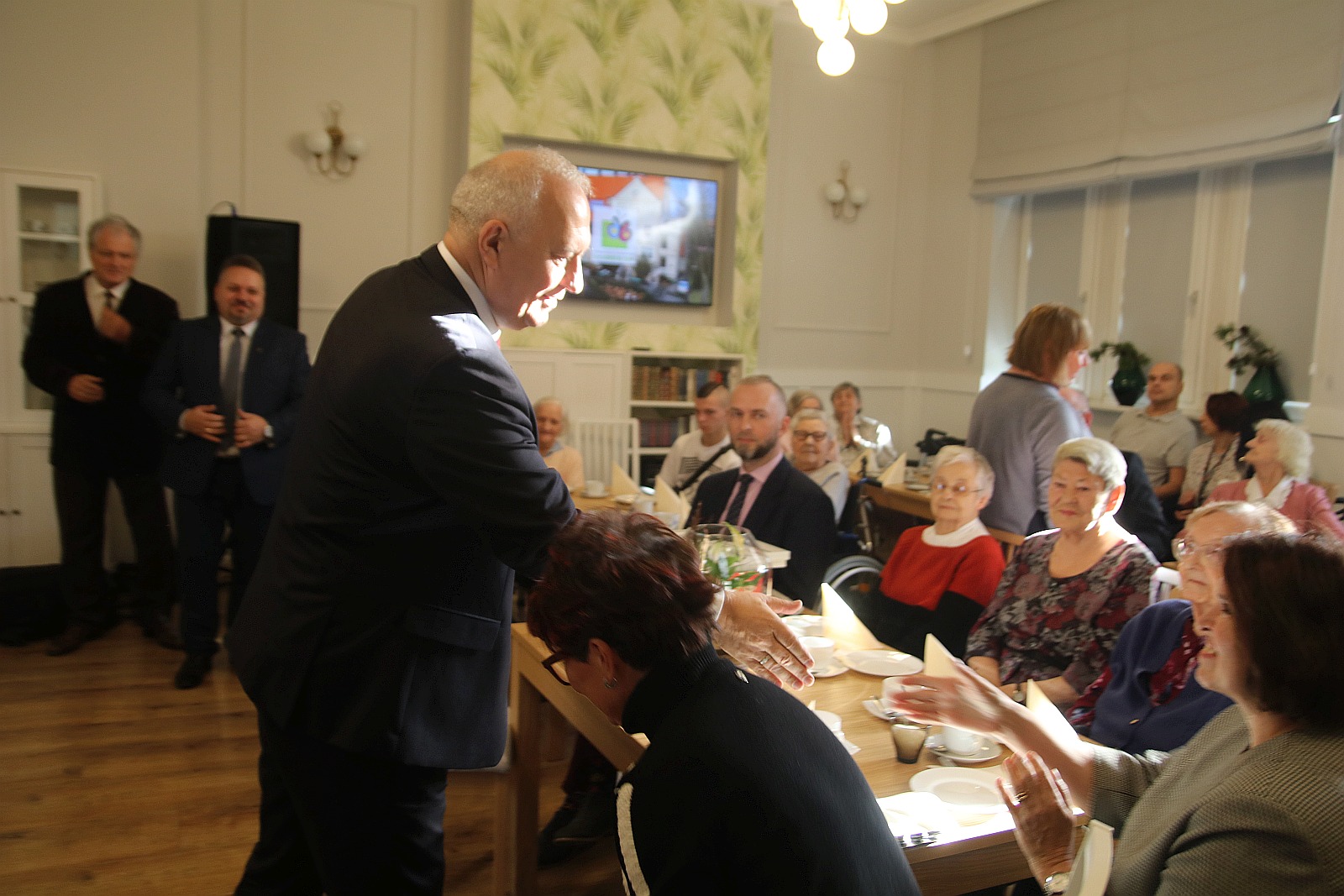 Jolanta Kwaśniewska otworzyła kącik dla seniorów