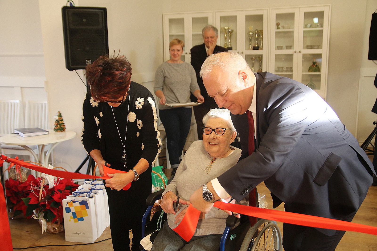 Jolanta Kwaśniewska otworzyła kącik dla seniorów