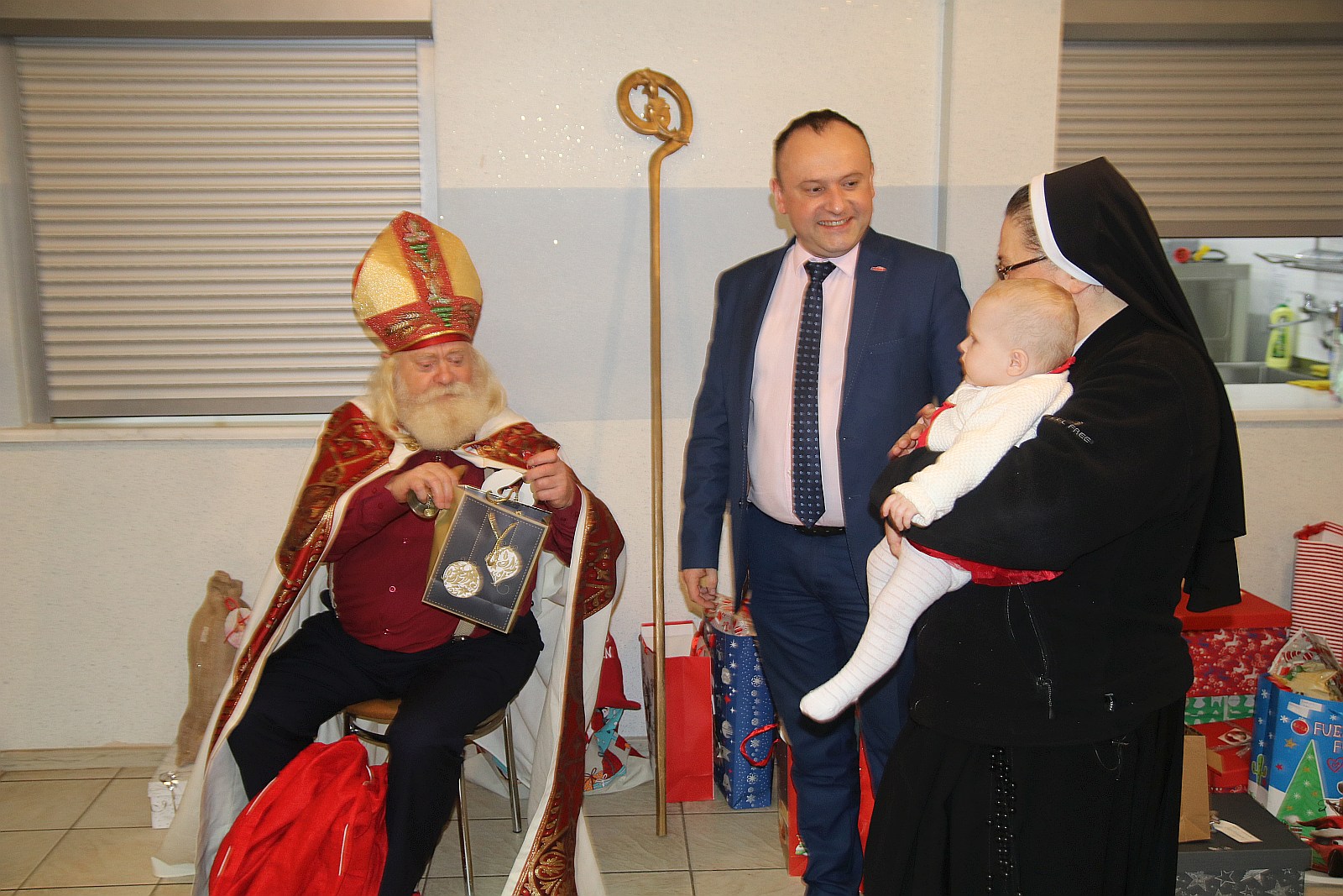 Wizyta Świętego Mikołaja w Domu Dziecka przy ul. Słubickiej
