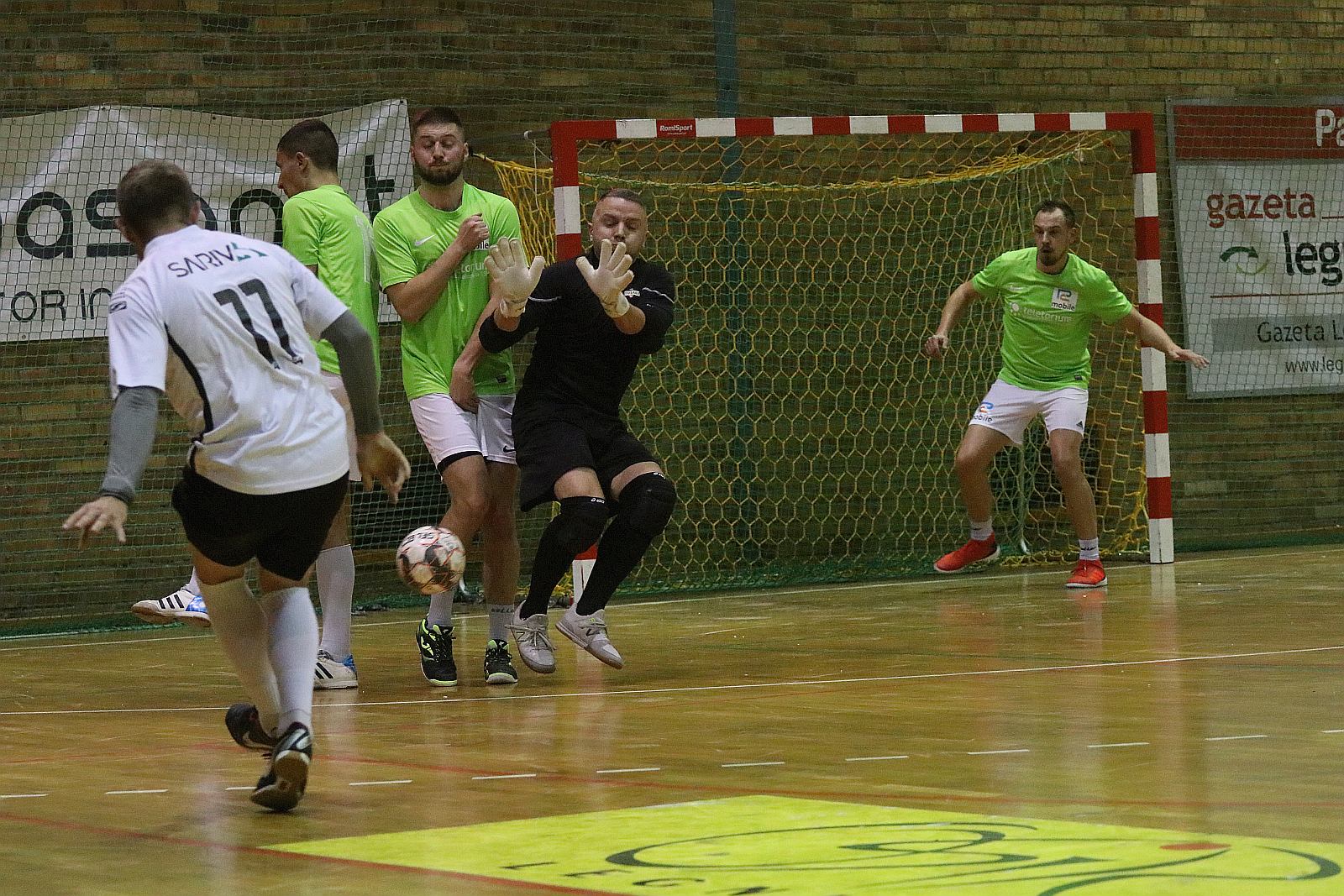 2. Legnicka Liga Halowa: Sariv kontynuuje zwycięską serię
