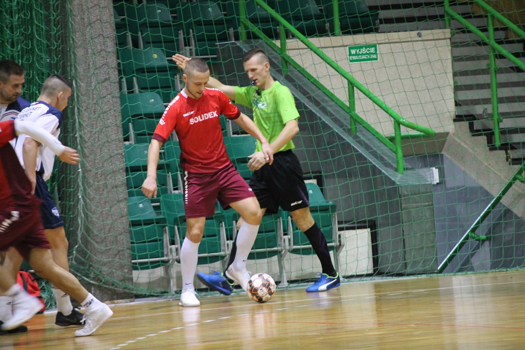 2. Legnicka Liga Halowa: Sariv kontynuuje zwycięską serię