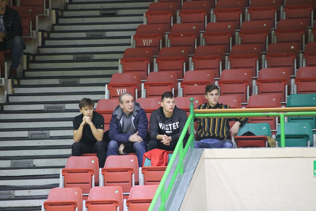 2. Legnicka Liga Halowa: Sariv kontynuuje zwycięską serię