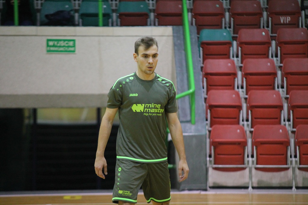 2. Legnicka Liga Halowa: Sariv kontynuuje zwycięską serię
