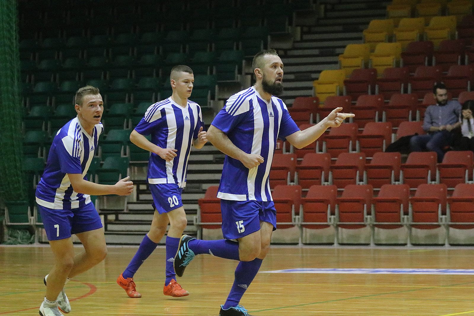 Legnicka Liga Halowa: Piąta kolejka 1. ligi LLH