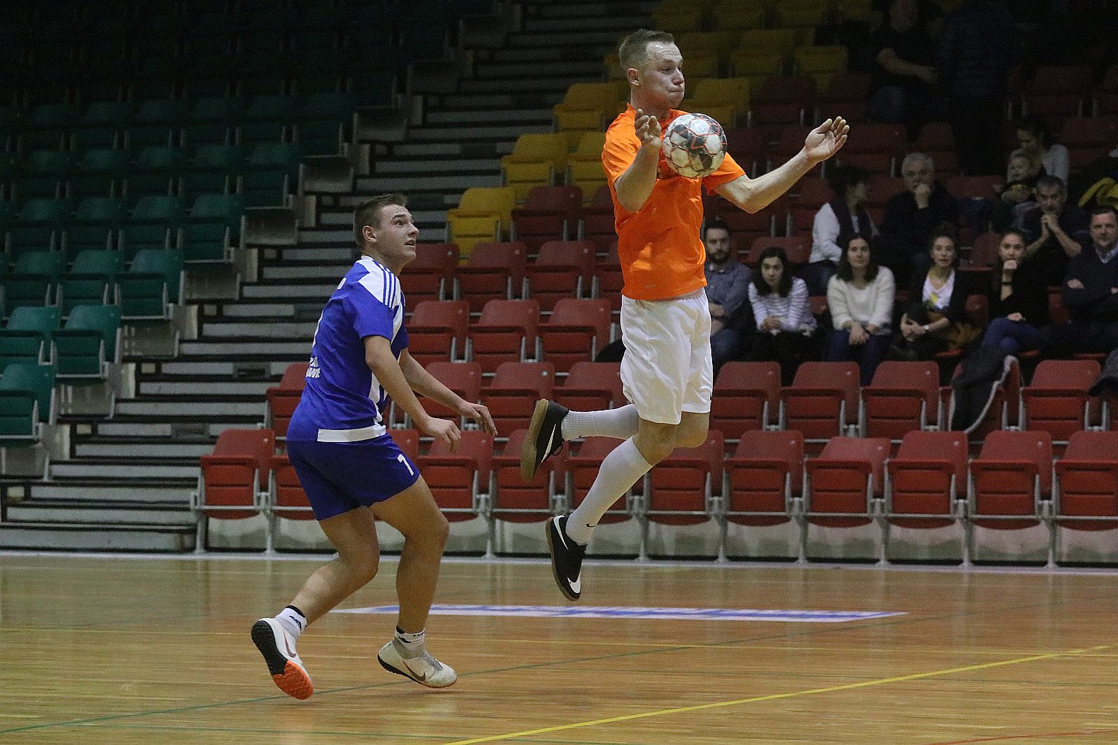Legnicka Liga Halowa: Piąta kolejka 1. ligi LLH