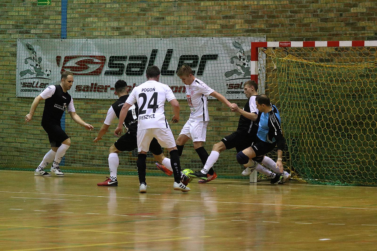Futsal: Puchar Polski nie dla Madnessu Chocianów       

