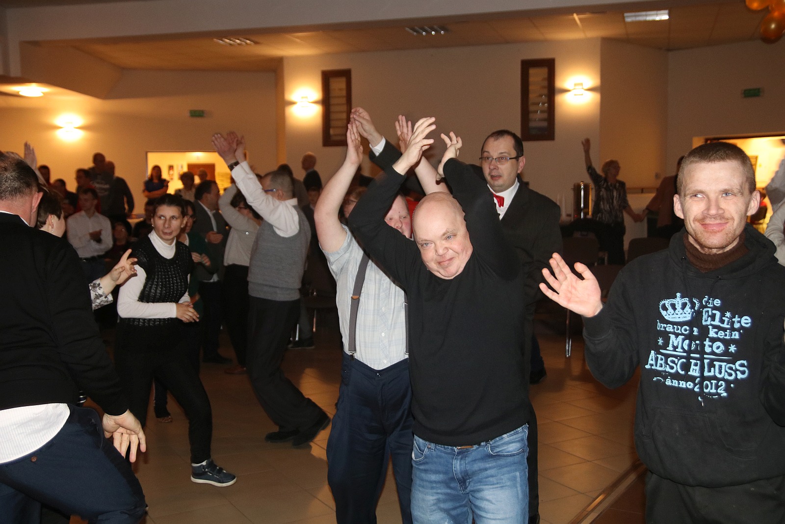 Spotkanie opłatkowe i bal osób niepełnosprawnych