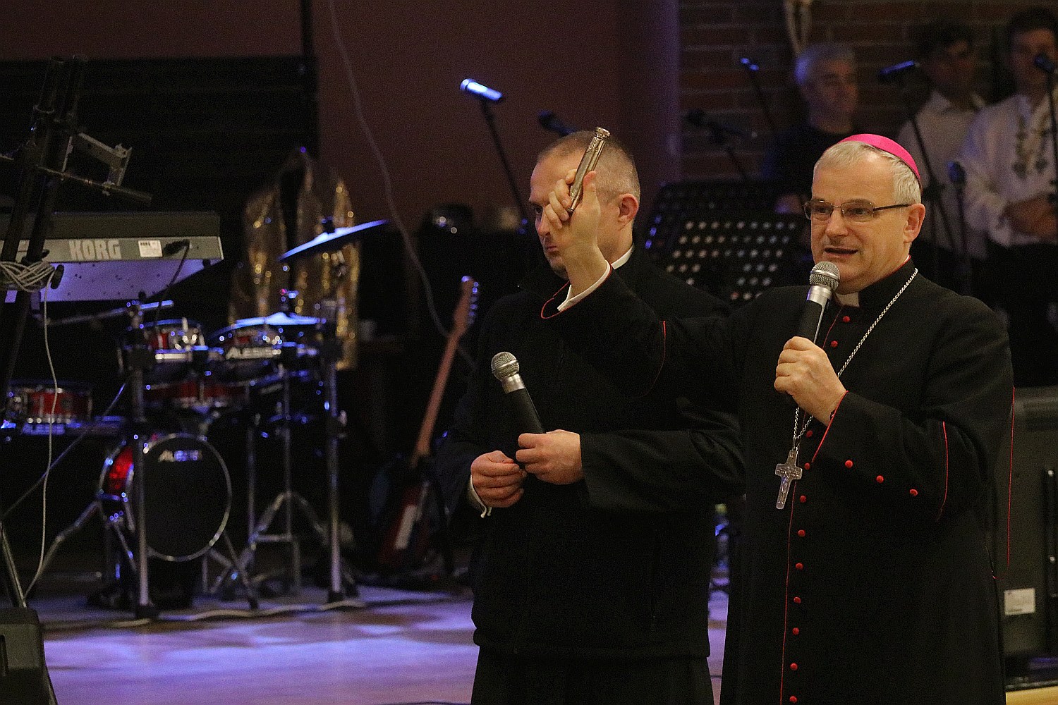 Spotkanie opłatkowe i bal osób niepełnosprawnych