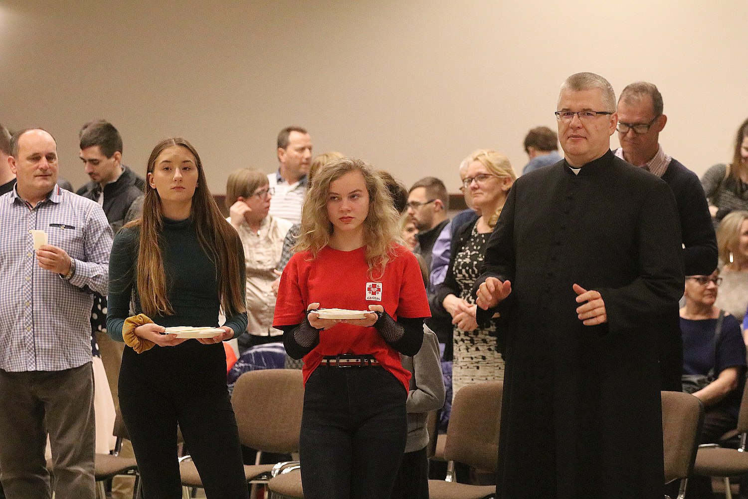 Spotkanie opłatkowe i bal osób niepełnosprawnych
