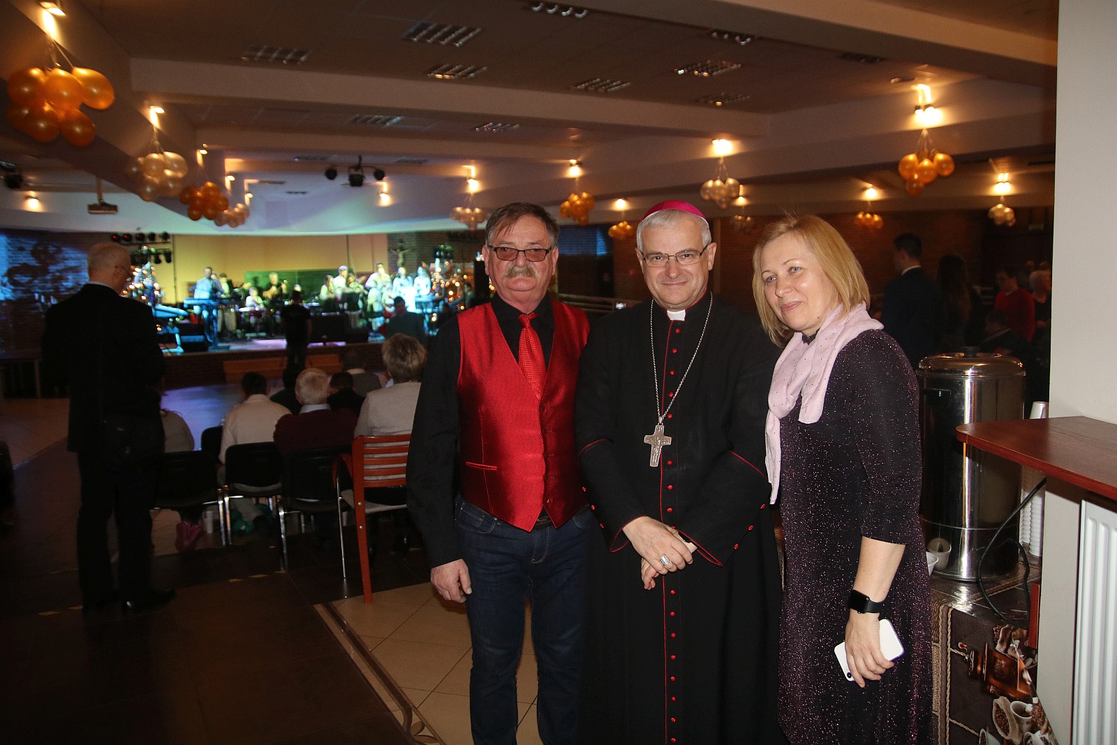 Spotkanie opłatkowe i bal osób niepełnosprawnych