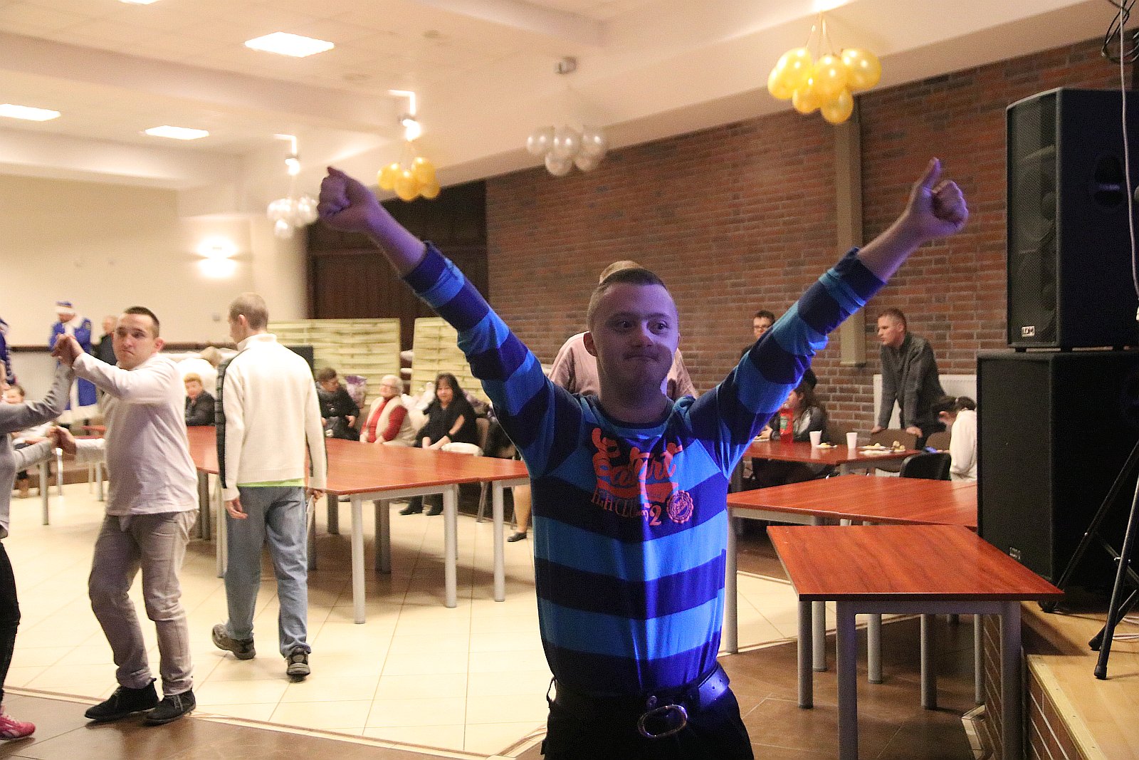 Spotkanie opłatkowe i bal osób niepełnosprawnych