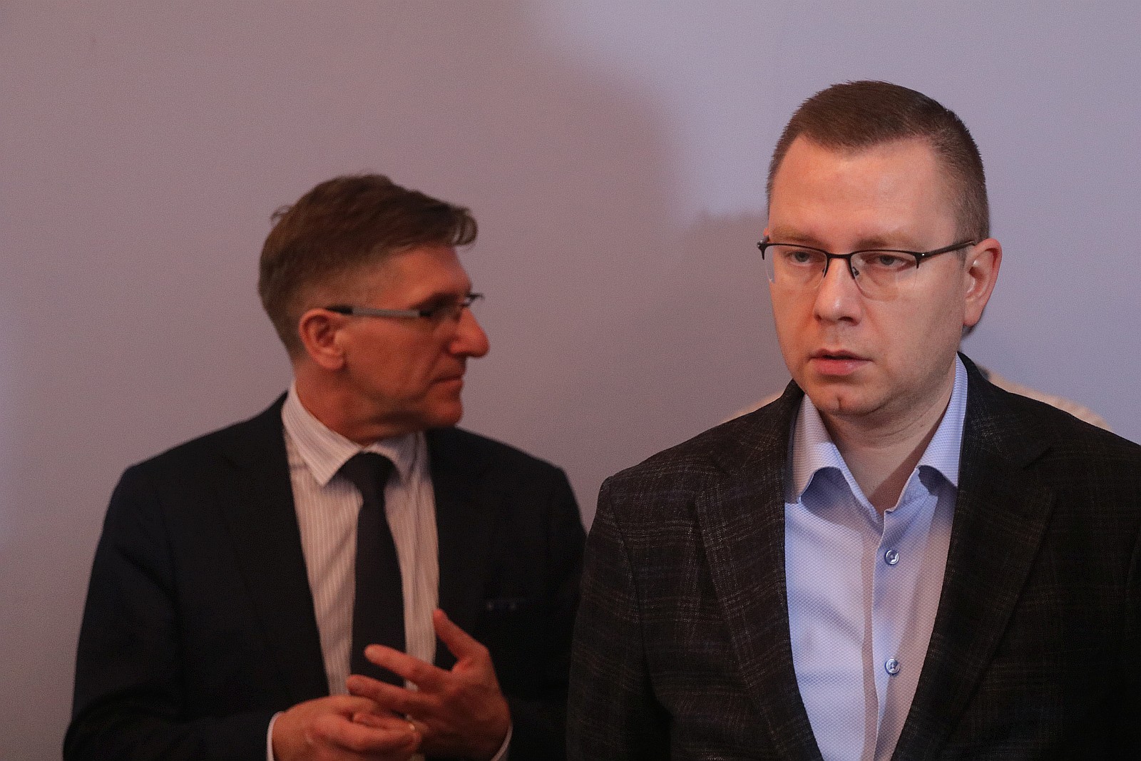 Premier wpadł na kawę i ciasto do pensjonariuszy „Prząśnika”