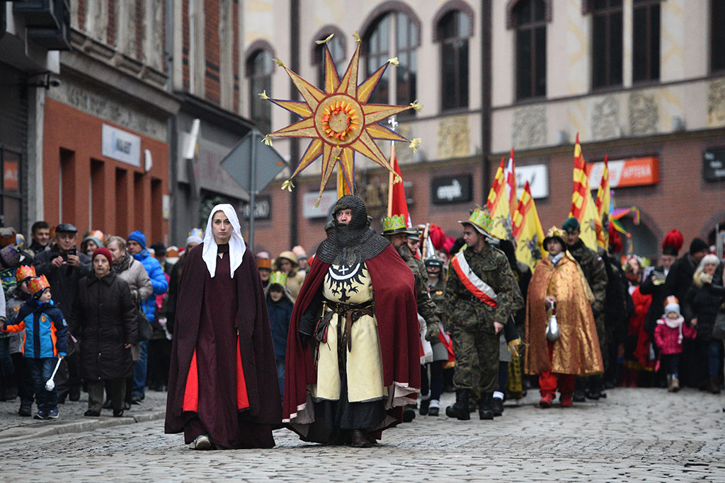 Trzej Królowie i legniczanie pokłonili się dzieciątku
