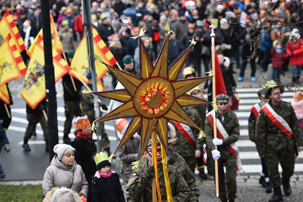 Trzej Królowie i legniczanie pokłonili się dzieciątku