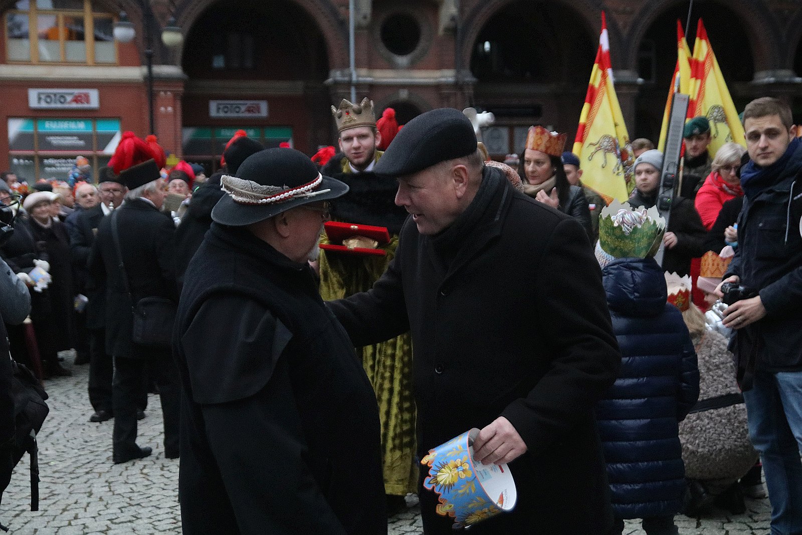 Biskup Kiernikowski poprowadził doroczny Orszak Trzech Króli