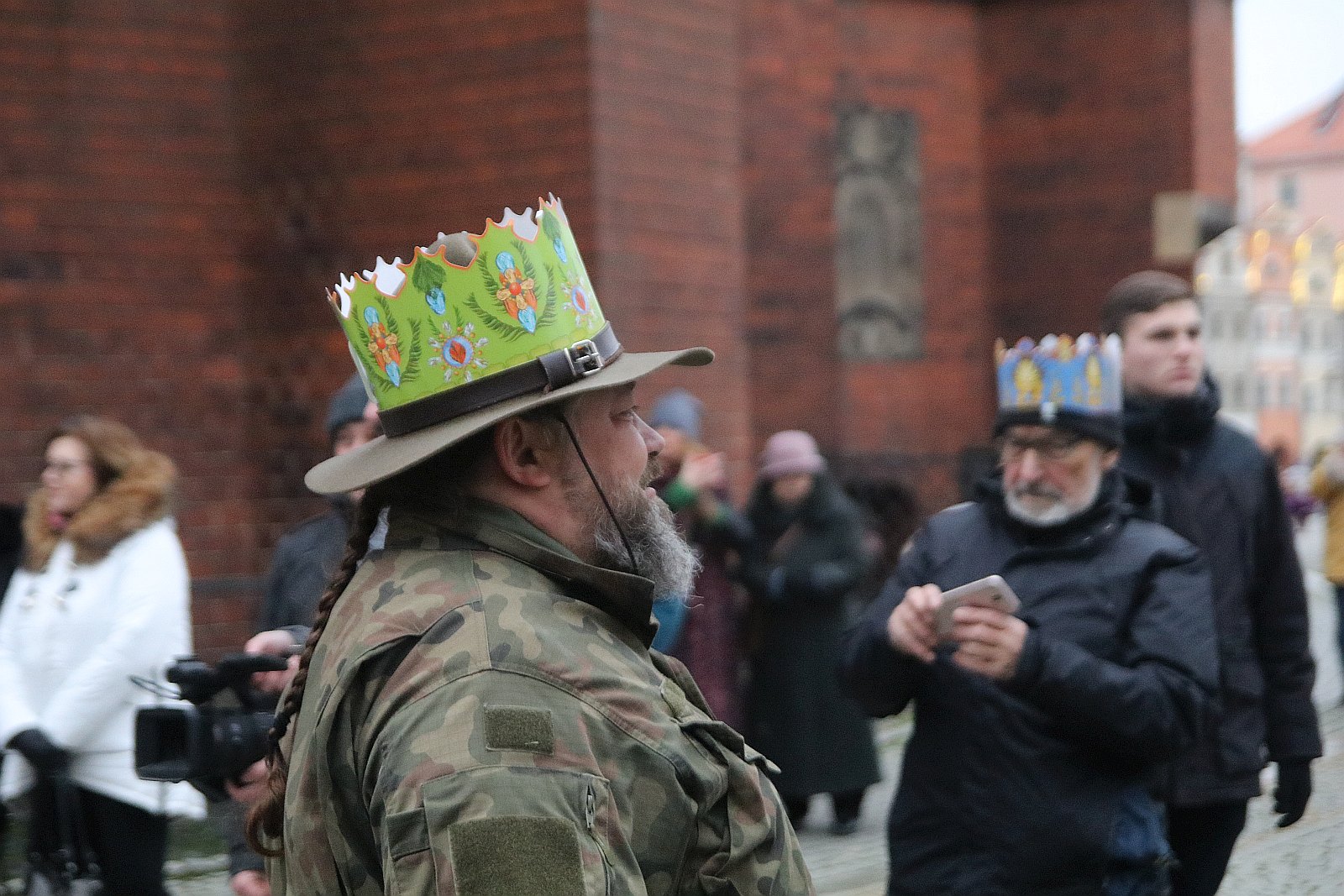 Biskup Kiernikowski poprowadził doroczny Orszak Trzech Króli