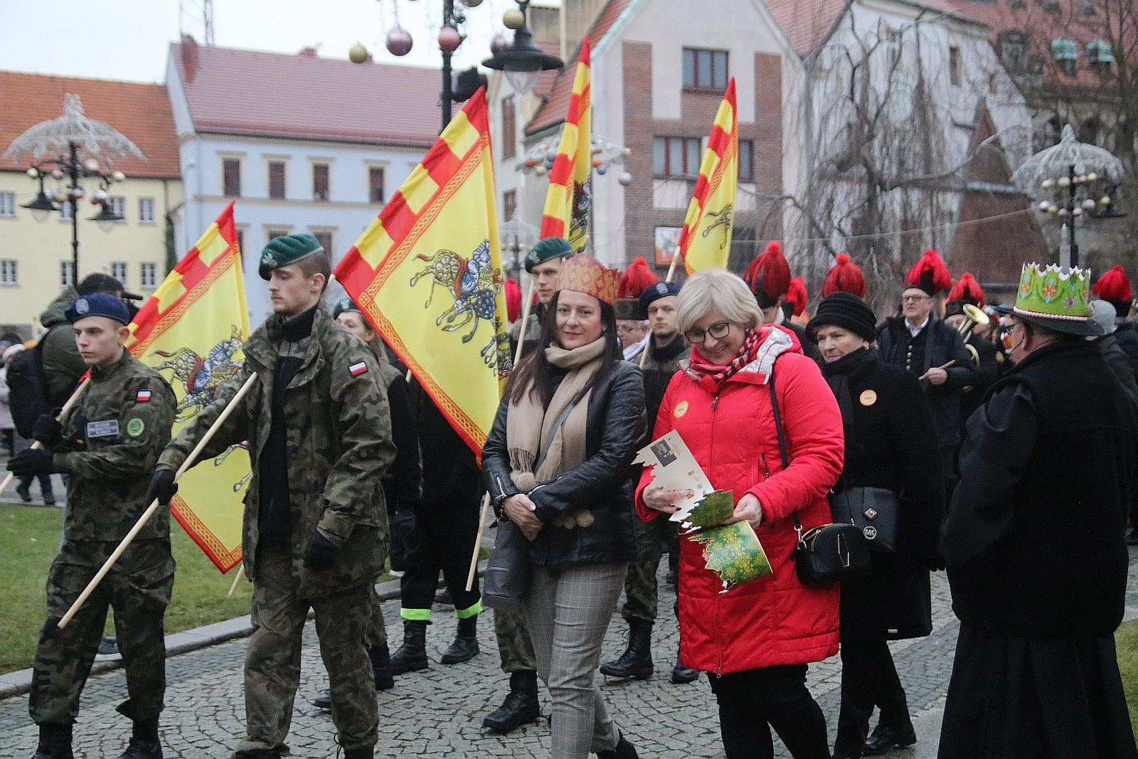 Biskup Kiernikowski poprowadził doroczny Orszak Trzech Króli