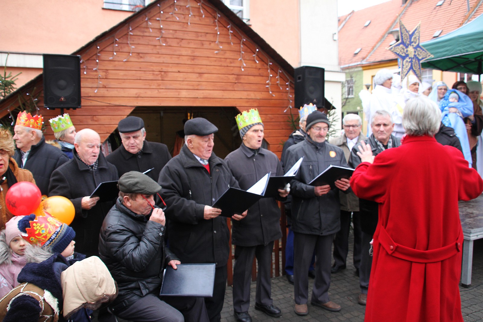 Uroczysty Orszak Trzech Króli przeszedł ulicami Prochowic