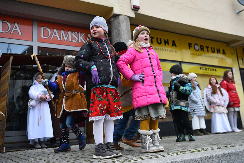 Trzej Królowie i legniczanie pokłonili się dzieciątku