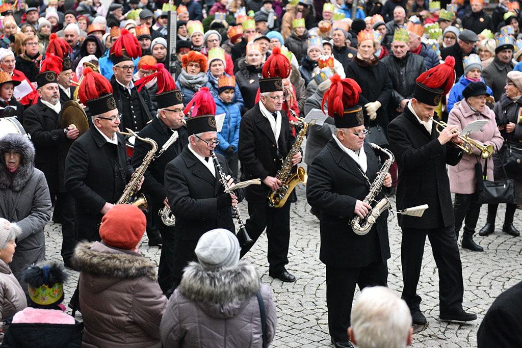 Trzej Królowie i legniczanie pokłonili się dzieciątku