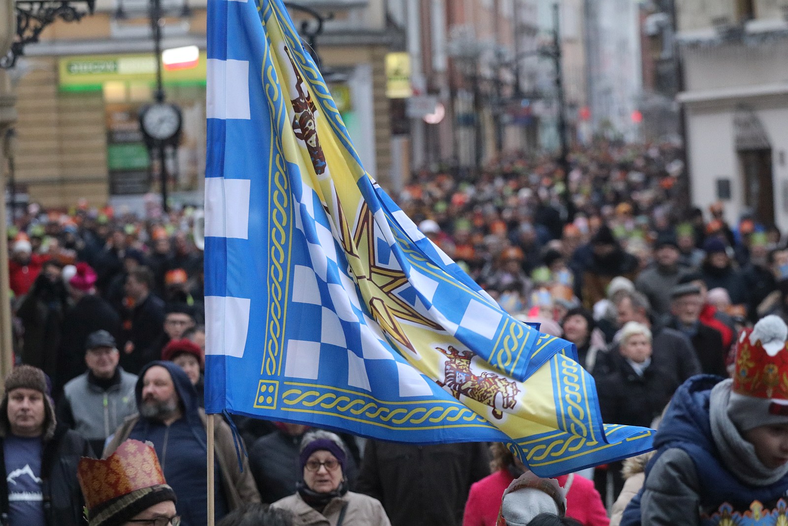 Biskup Kiernikowski poprowadził doroczny Orszak Trzech Króli