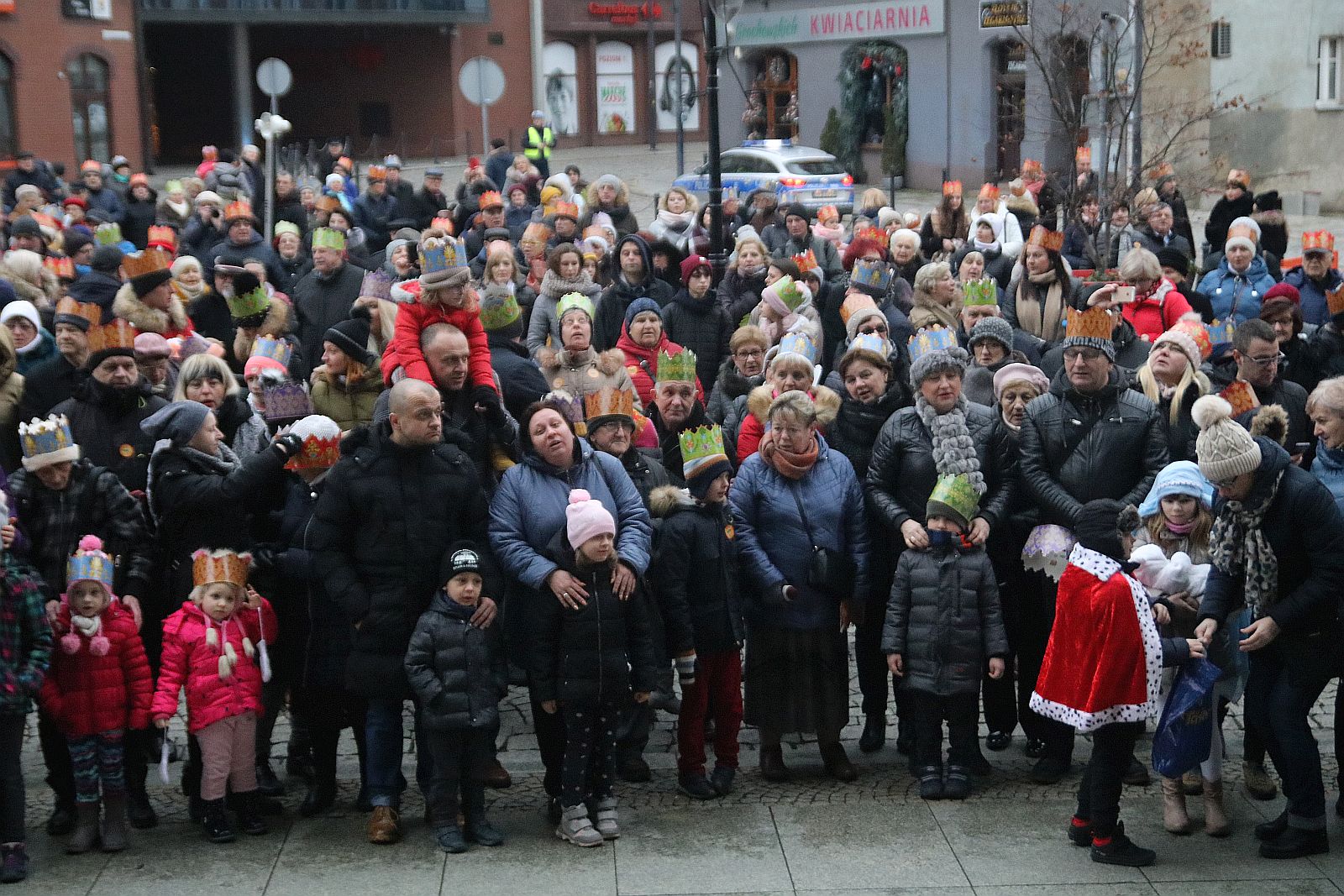 Biskup Kiernikowski poprowadził doroczny Orszak Trzech Króli