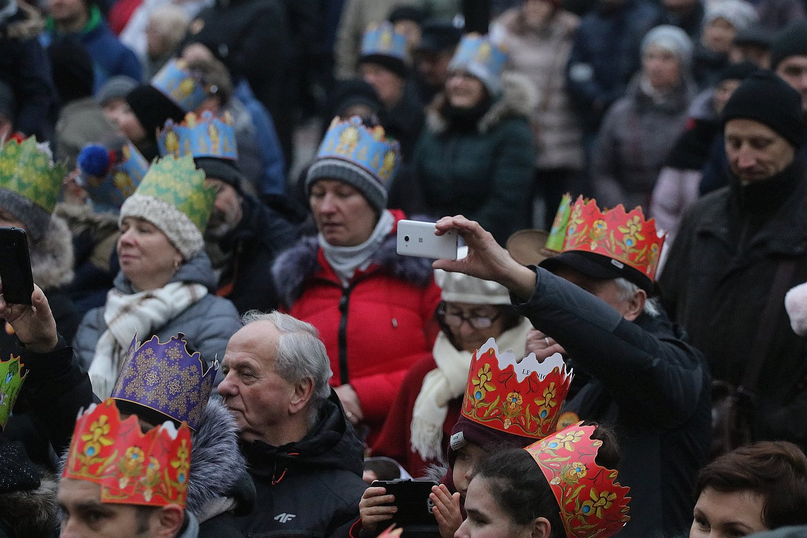 Biskup Kiernikowski poprowadził doroczny Orszak Trzech Króli