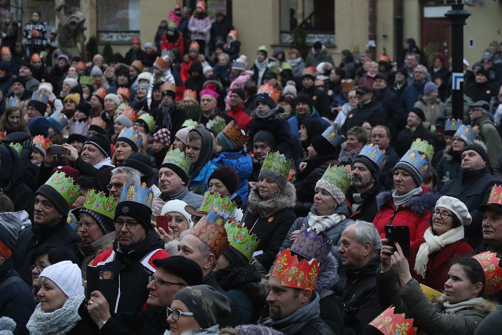 Biskup Kiernikowski poprowadził doroczny Orszak Trzech Króli