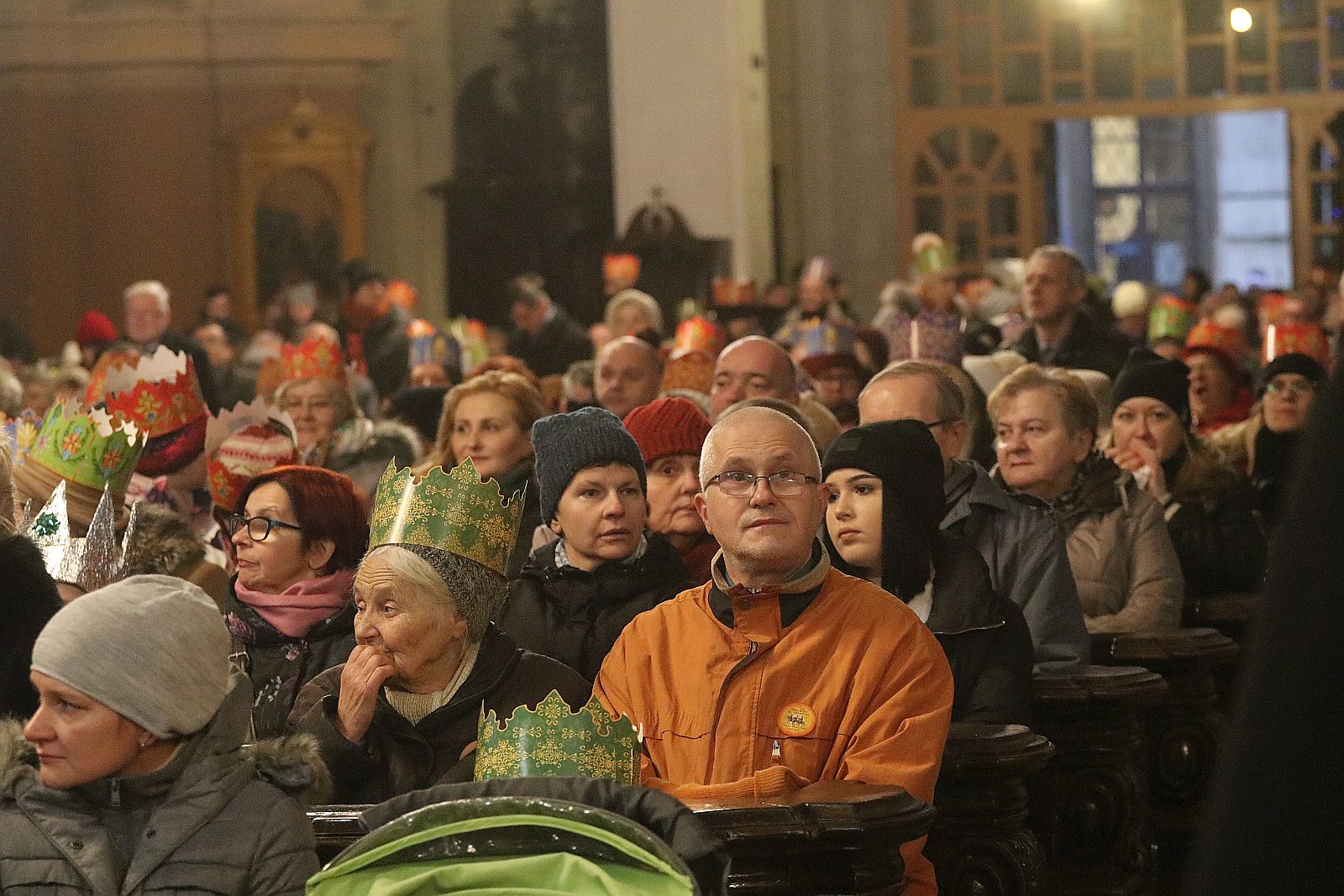 Biskup Kiernikowski poprowadził doroczny Orszak Trzech Króli