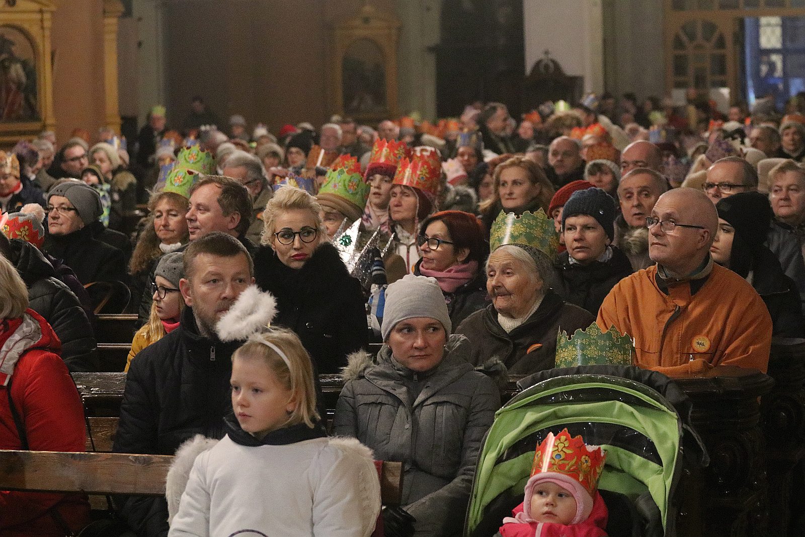 Biskup Kiernikowski poprowadził doroczny Orszak Trzech Króli