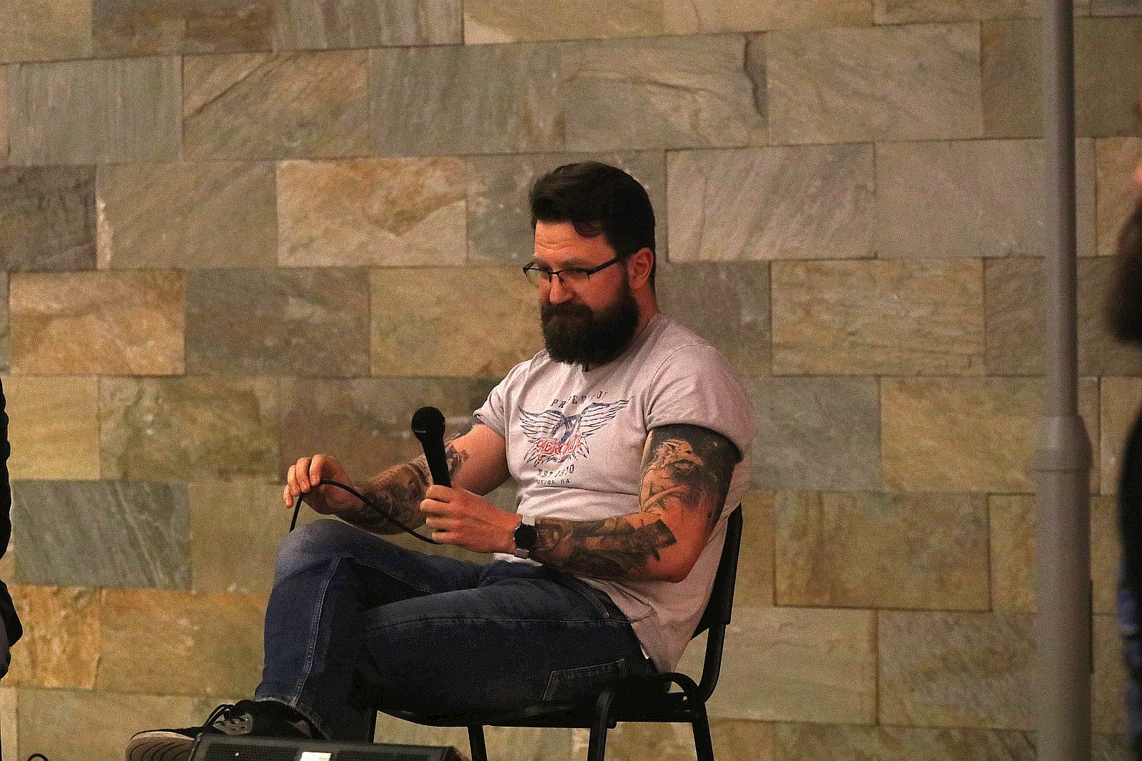 Jakub Ćwiek spotkał się z czytelnikami w Galerii Piastów