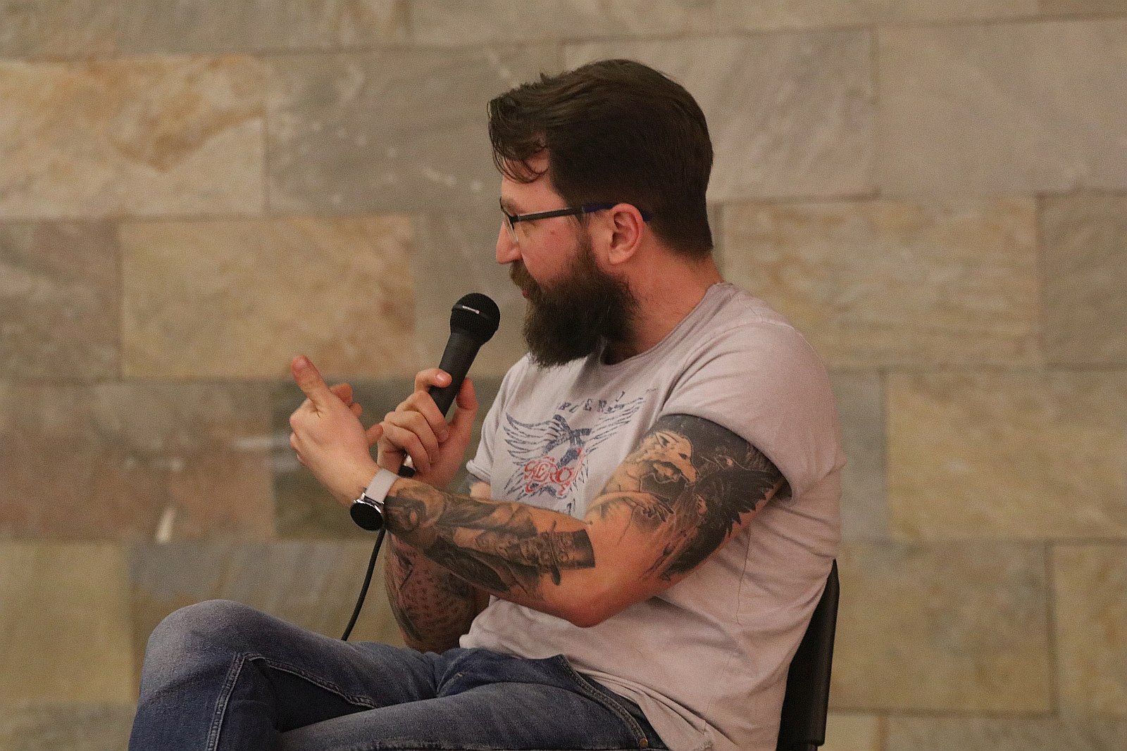 Jakub Ćwiek spotkał się z czytelnikami w Galerii Piastów