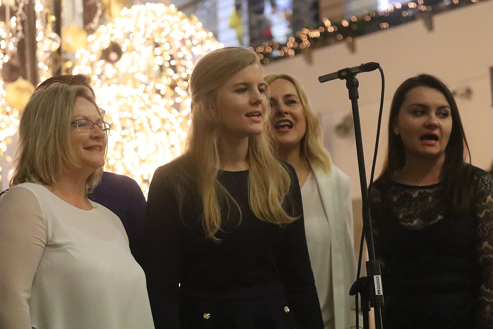 Noworoczny koncert chóru gospel w Galerii Piastów