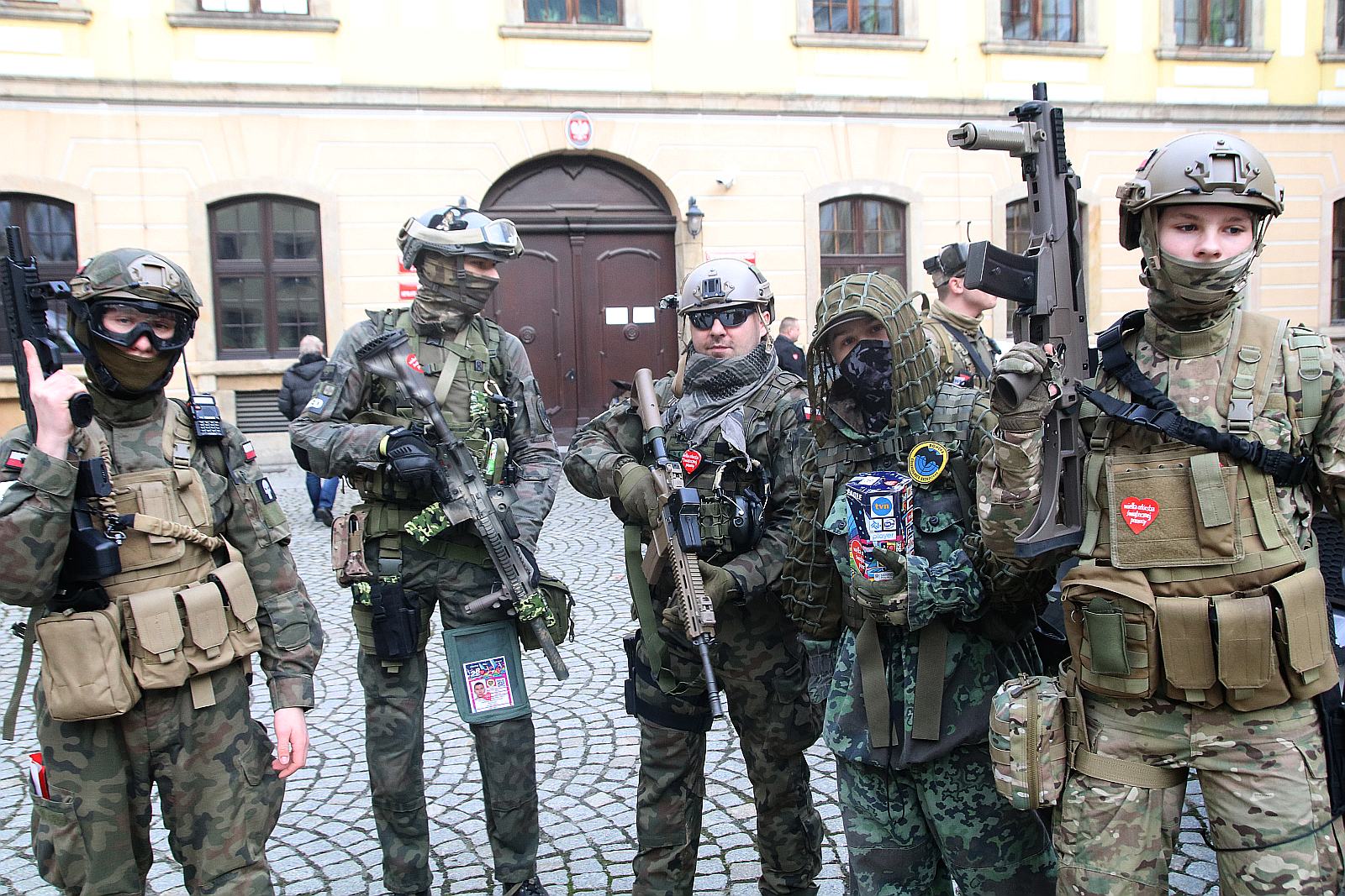 WOŚP:  Orkiestra gra coraz głośniej. Tłumy w Akademii Rycerskiej
